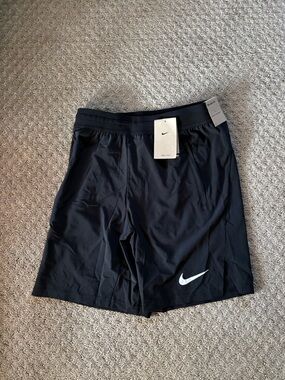 NWT Nike Dri-Fit Flex Vent Shorts DM5950-010 BLACK